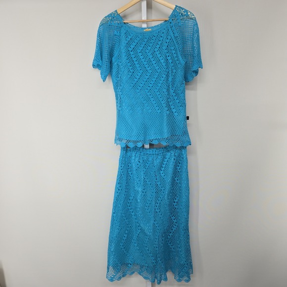 Vintage Dresses & Skirts - Vintage Amanda & Amanda Crochet Knit Matching‎ Set Top Skirt Blue Size Medium